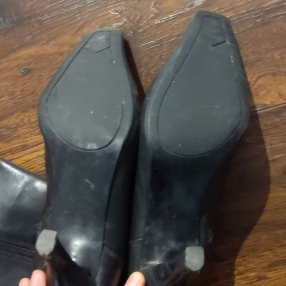 Bandolino Knee High Boots - Picture 4 of 7